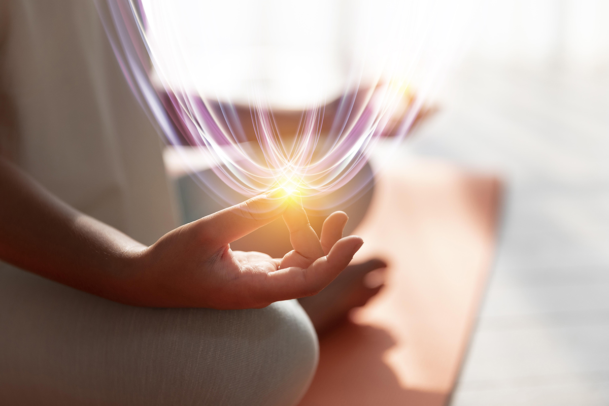 Diana Suassuna - Os Benefícios da Kundalini Yoga- Transformando Corpo e Mente01